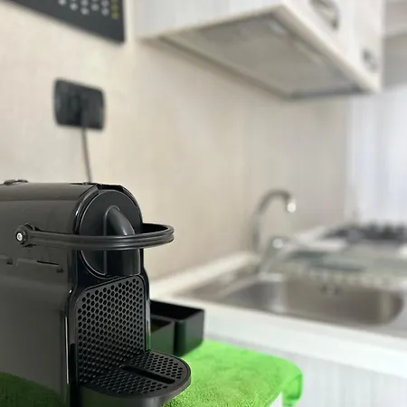 Будинок відпочинку Elly's House Барі